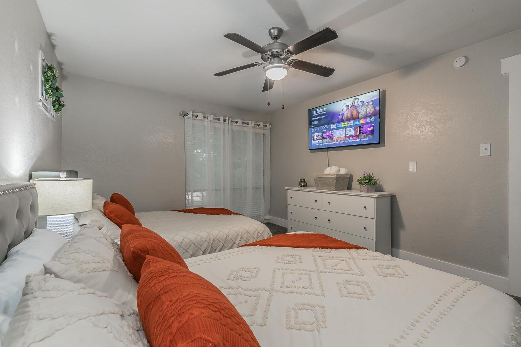 Cozy 2Br Farmhouse Apt - Sleeps 8 - Free Parking! Arlington Exteriör bild