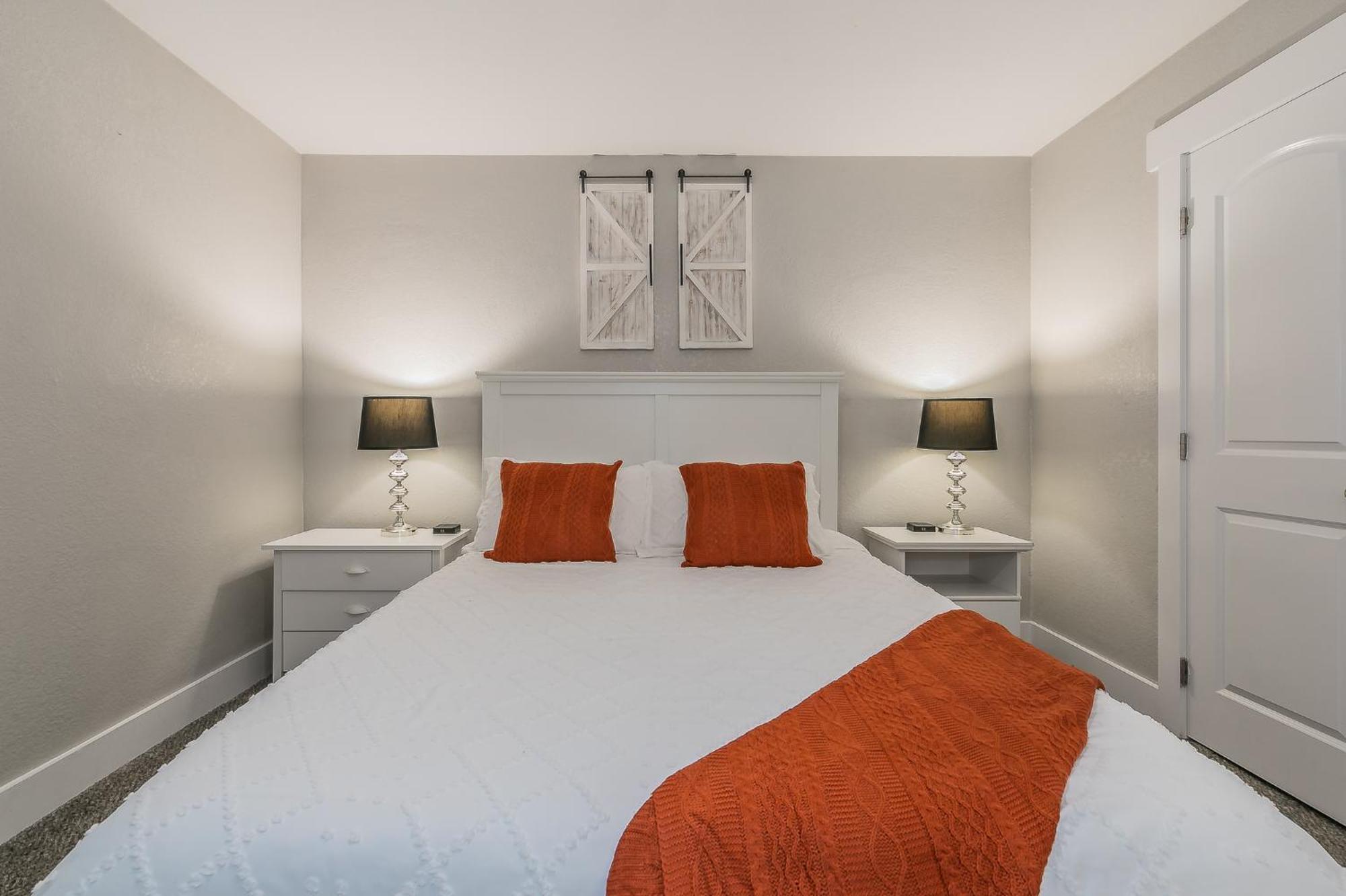 Cozy 2Br Farmhouse Apt - Sleeps 8 - Free Parking! Arlington Exteriör bild