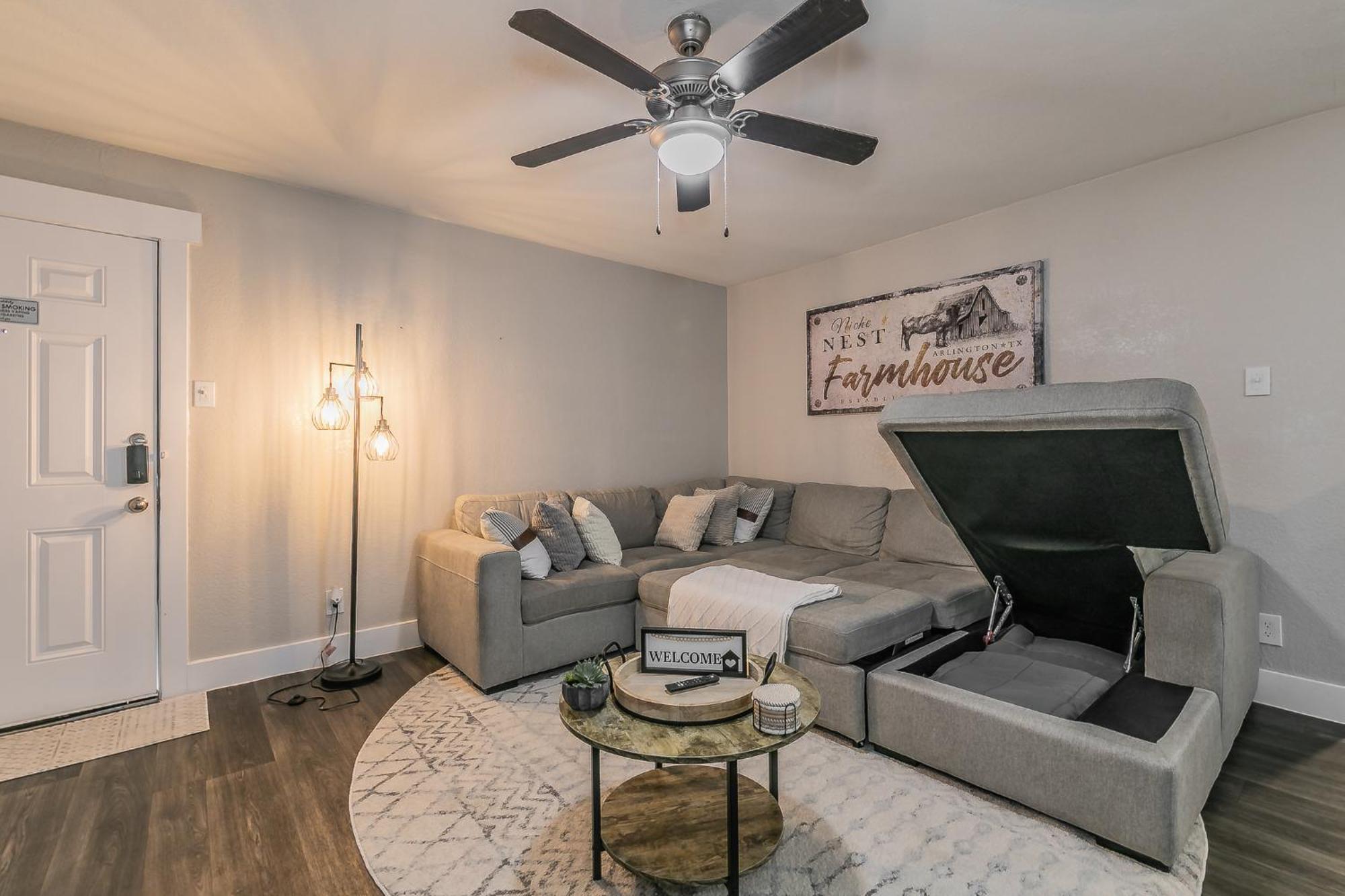 Cozy 2Br Farmhouse Apt - Sleeps 8 - Free Parking! Arlington Exteriör bild